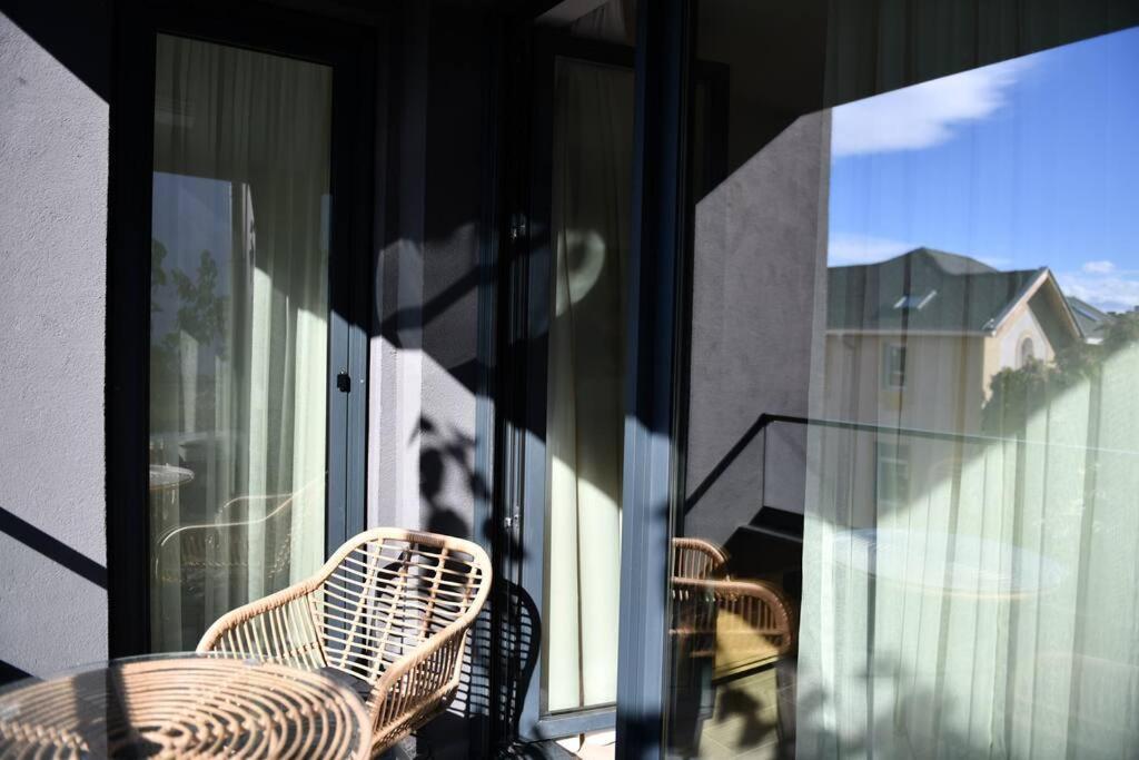 Madrid: A Modern 2-Bedroom Apartment With Parking Sofía Exterior foto