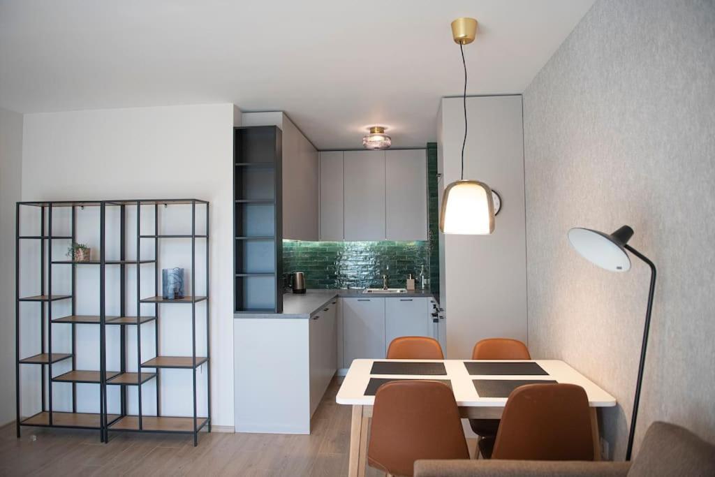 Madrid: A Modern 2-Bedroom Apartment With Parking Sofía Exterior foto